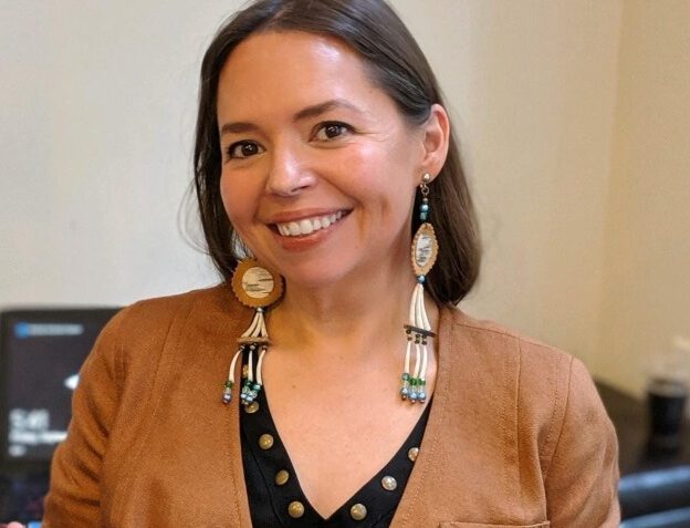 Dawn Knickerbocker Aspect Ratio 318 243